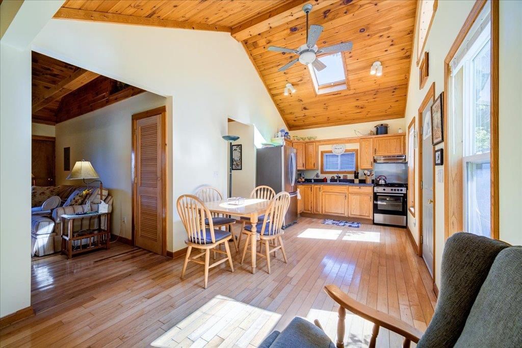 Dining room, Interior, Kitchen, Stainless Steel Appliances, Wooden Beams, Wooden Ceilings, Wood Texture Flooring