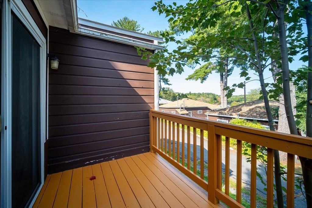 Exterior, Wood Texture Flooring