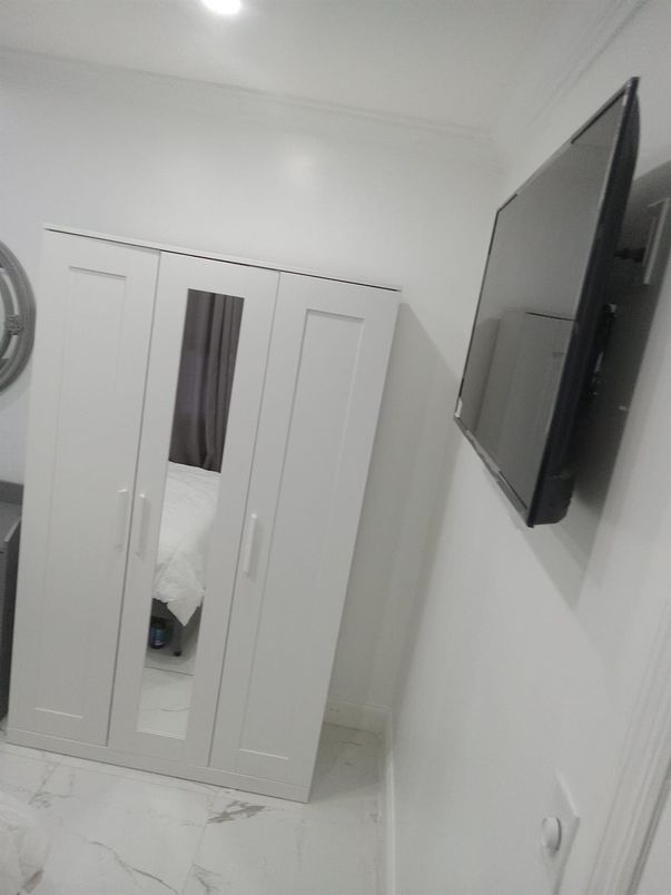 Bedroom, Interior, Marble, Recessed Lighting