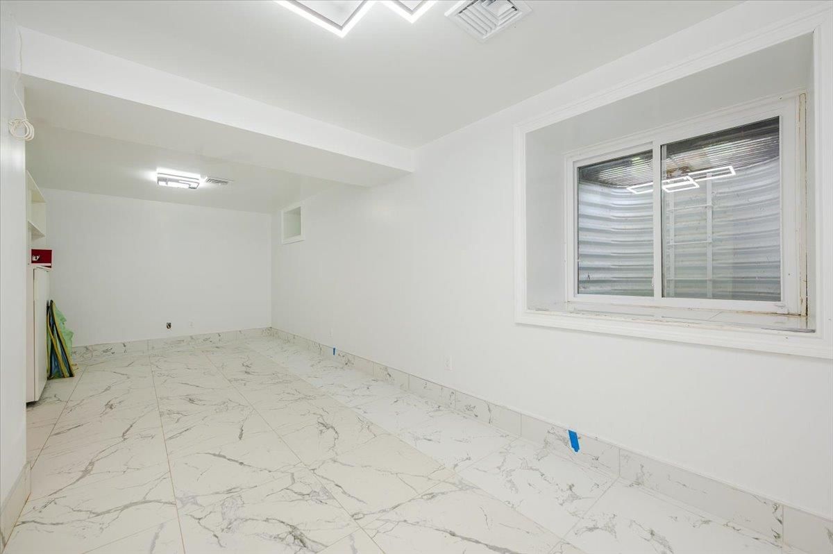 Empty room, Interior, Marble