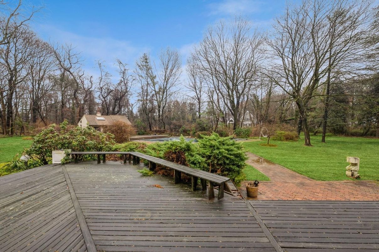 Backyard, Exterior, Lake