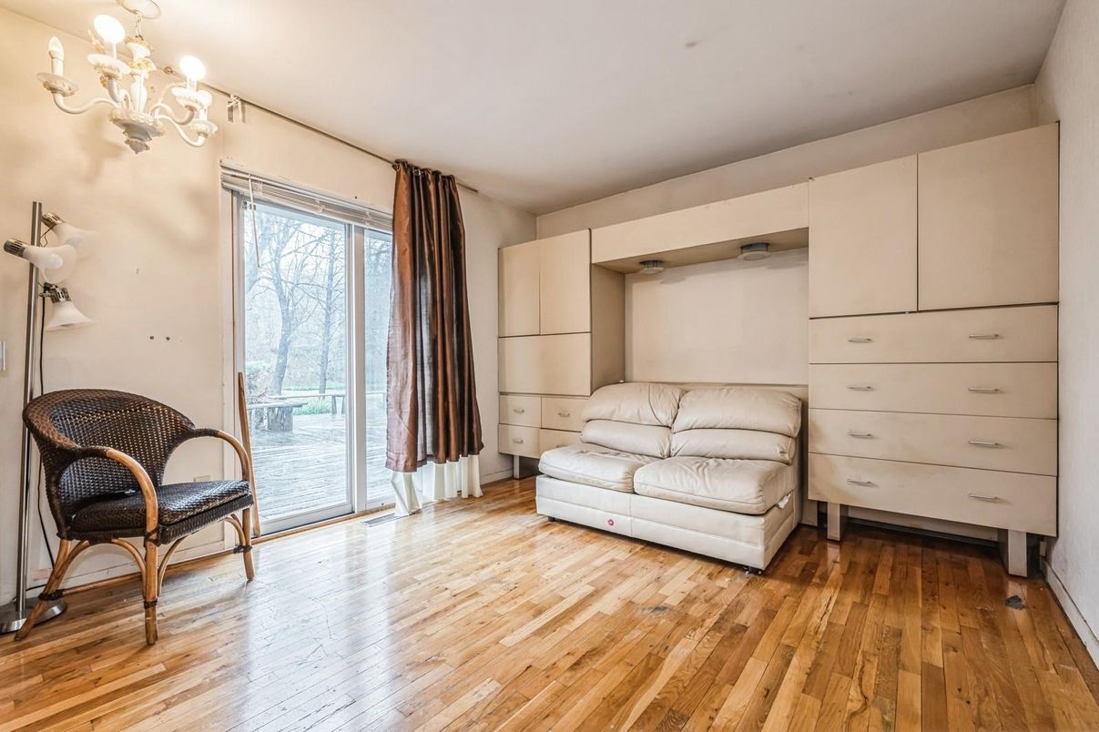 Chandelier, Interior, Wood Texture Flooring