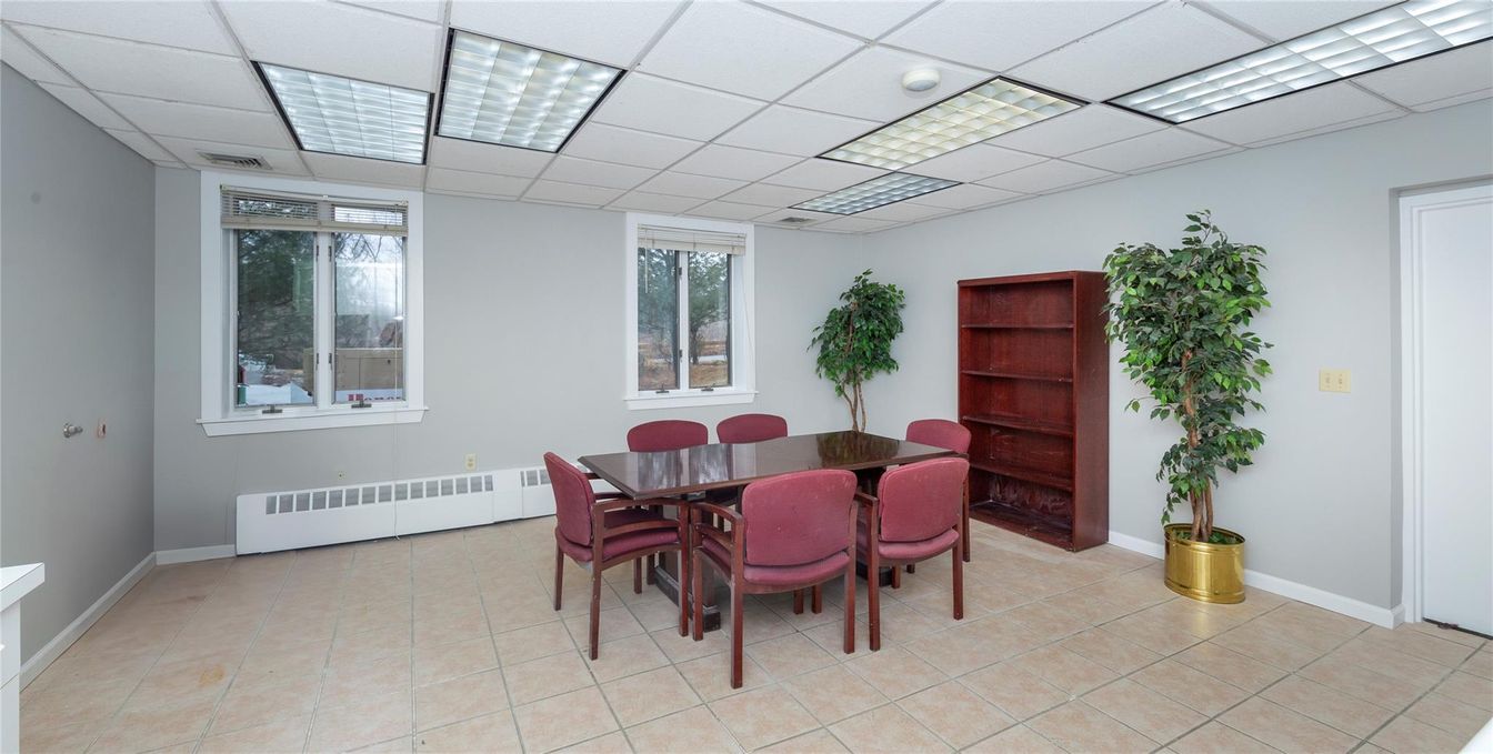 Dining room, Interior
