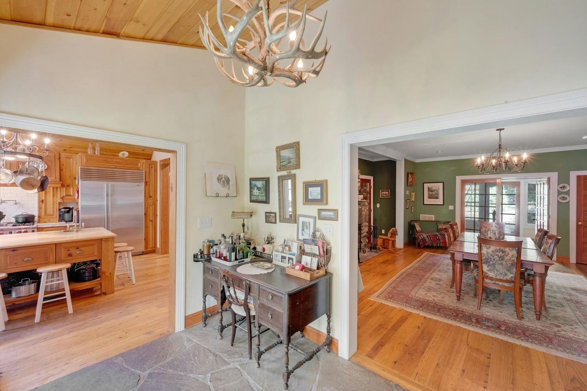 Chandelier, Dining room, Interior, Kitchen, Wooden Ceilings, Wood Texture Flooring