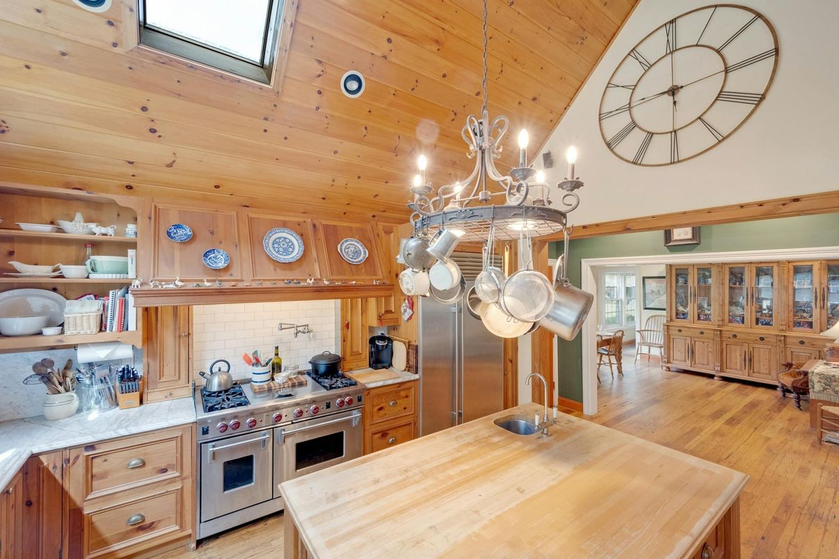 Chandelier, Interior, Kitchen, Stainless Steel Appliances, Wooden Ceilings, Wood Texture Flooring