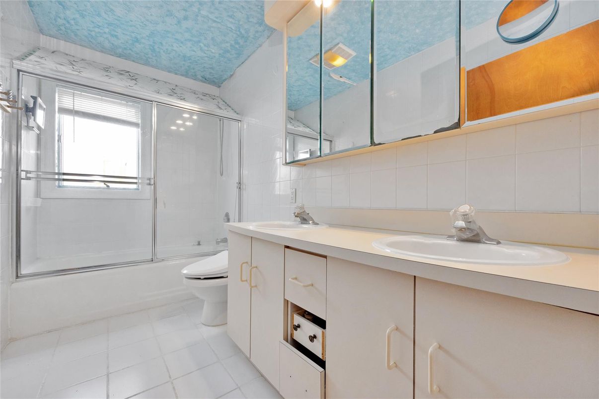 Bathroom, Dual Sink Vanities, Glass Shower, Interior