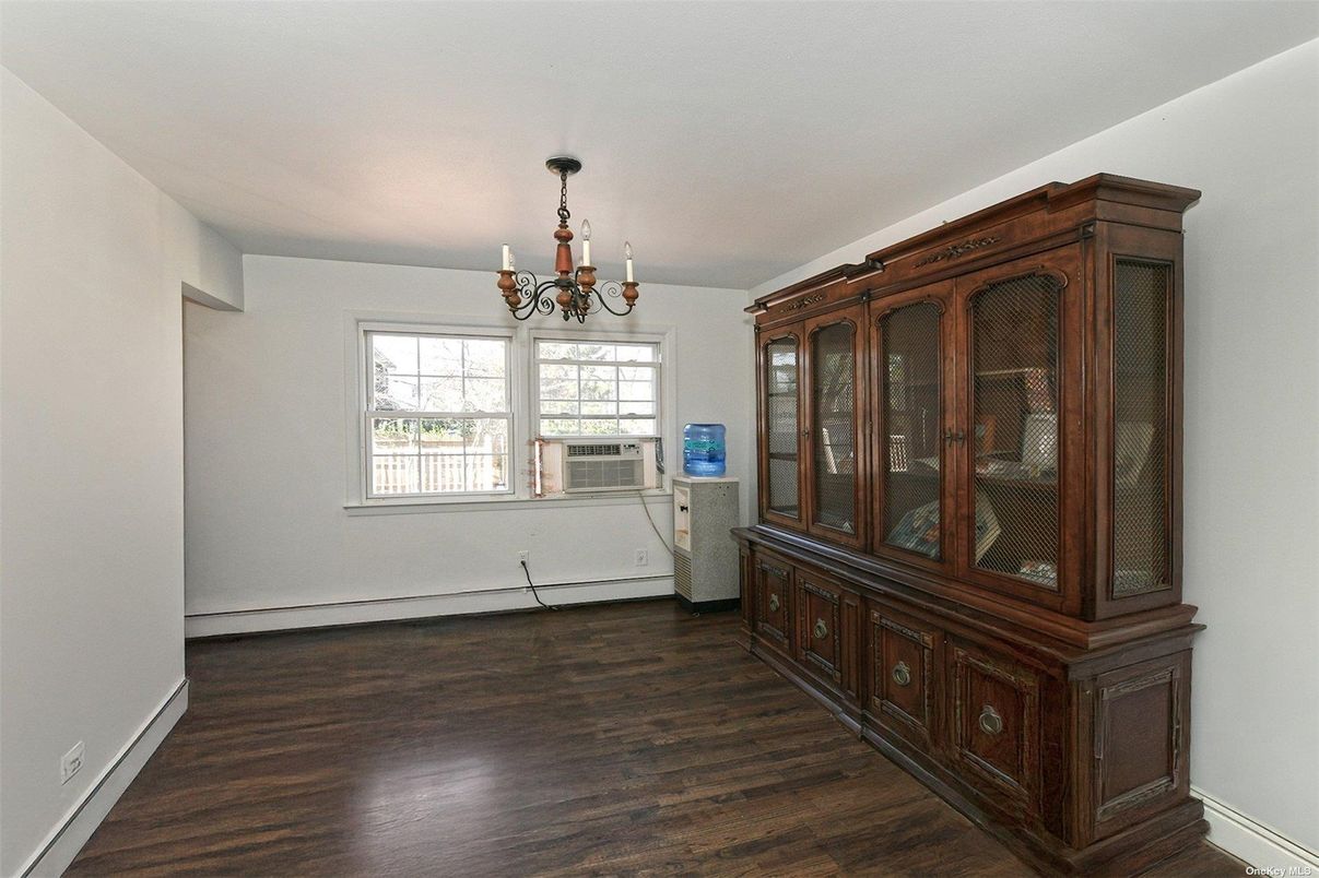 Chandelier, Interior, Wood Texture Flooring