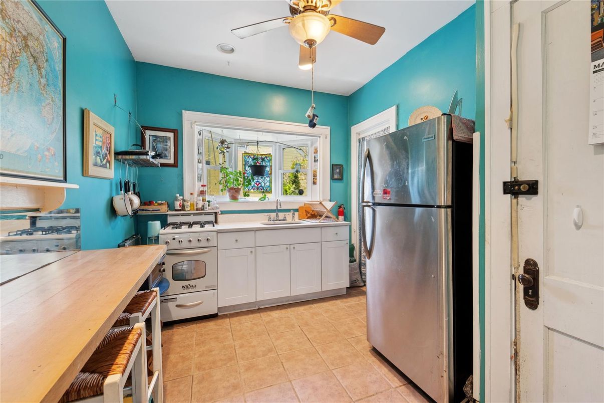 Interior, Kitchen