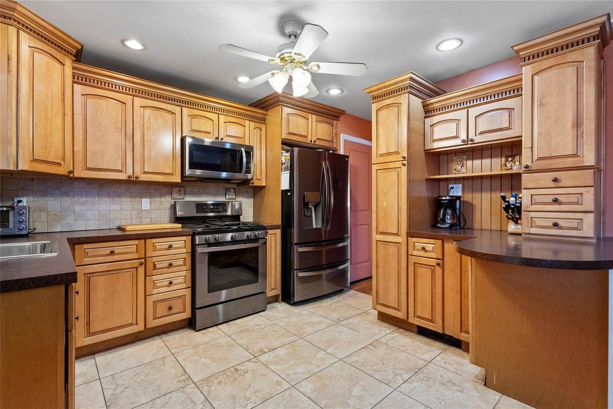 Interior, Kitchen, Recessed Lighting