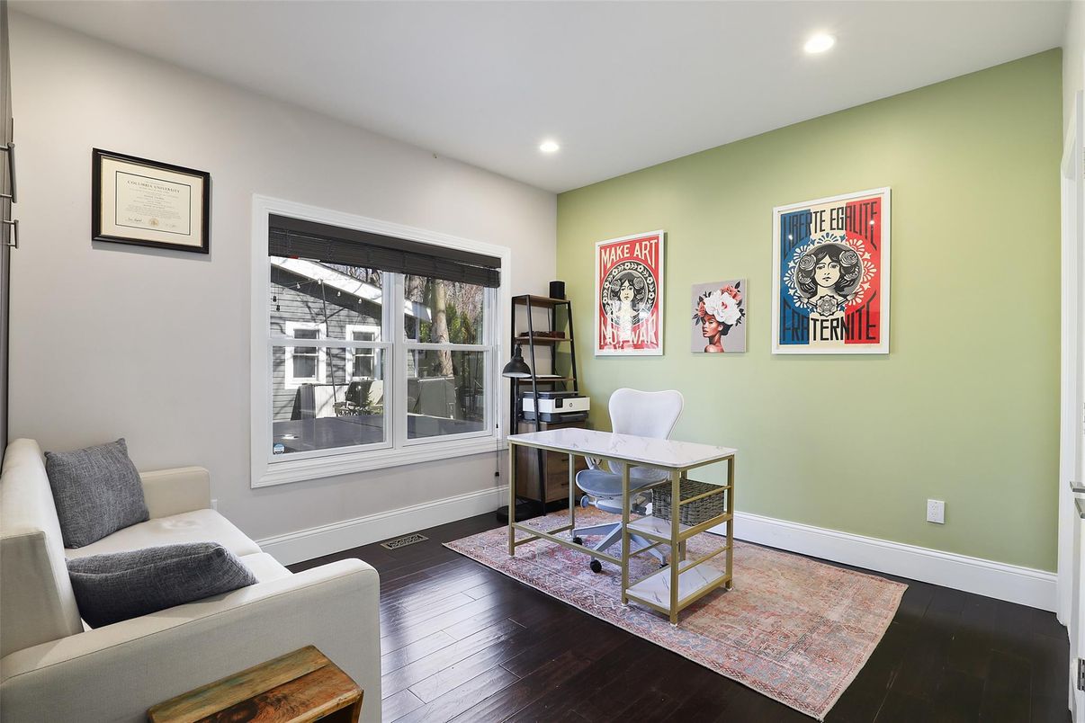 Home Office, Interior, Recessed Lighting, Wood Texture Flooring