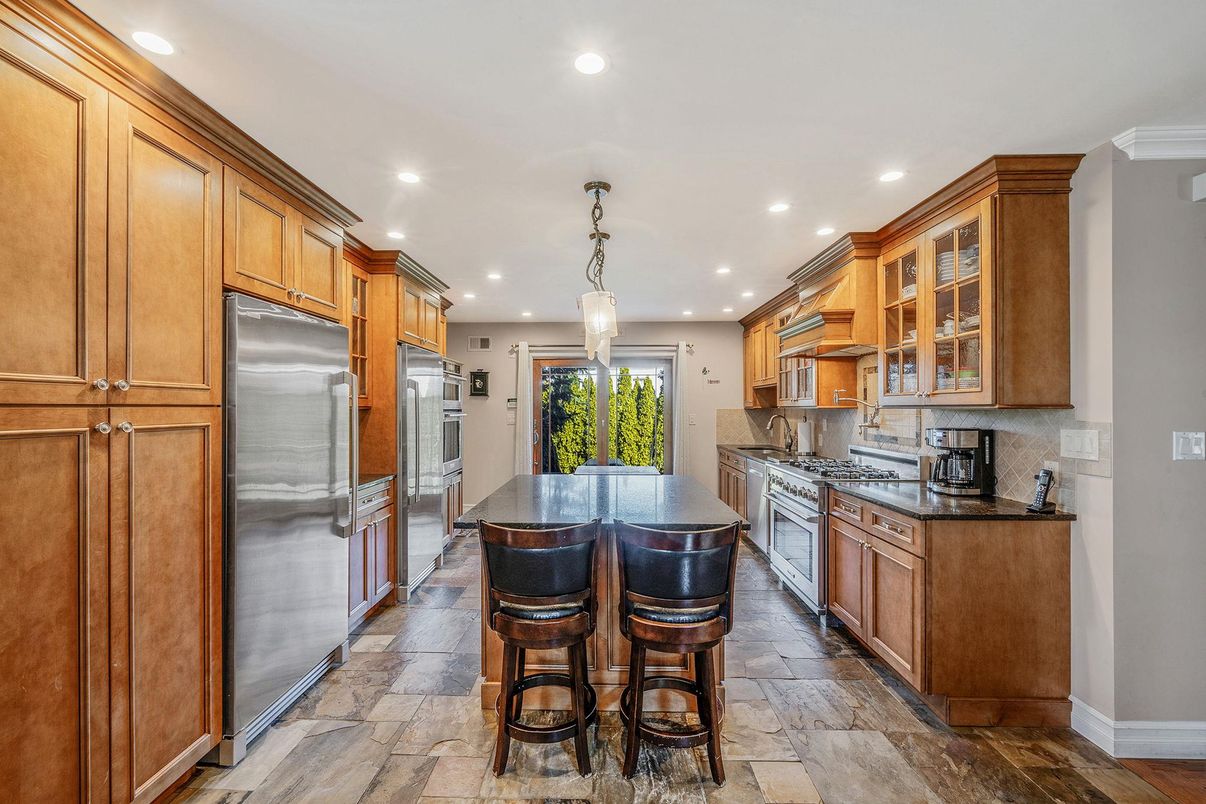 Interior, Kitchen, Pendant Lights, Recessed Lighting, Stainless Steel Appliances