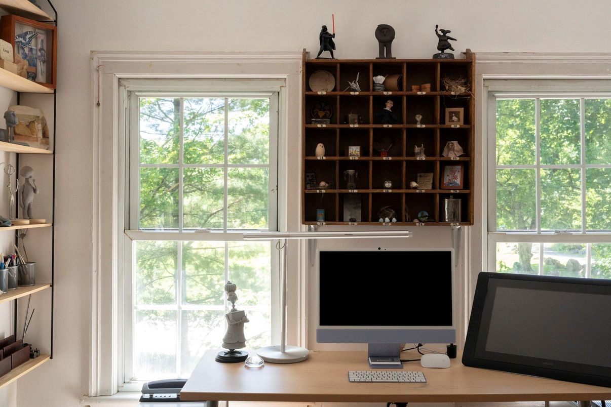 Home Office, Interior