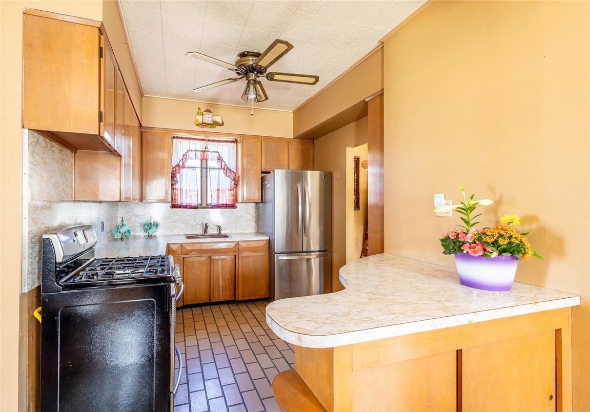 Interior, Kitchen, Stainless Steel Appliances, Tile Countertops
