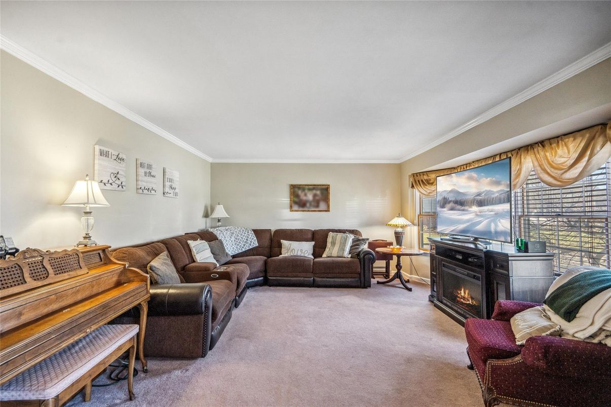 Fireplace, Interior, Living room, Piano