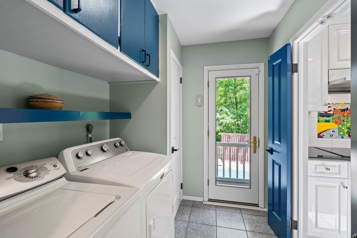 Interior, Washer