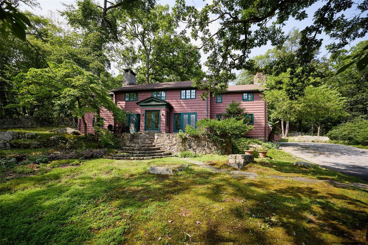 Backyard, Exterior, Facade, Log Home