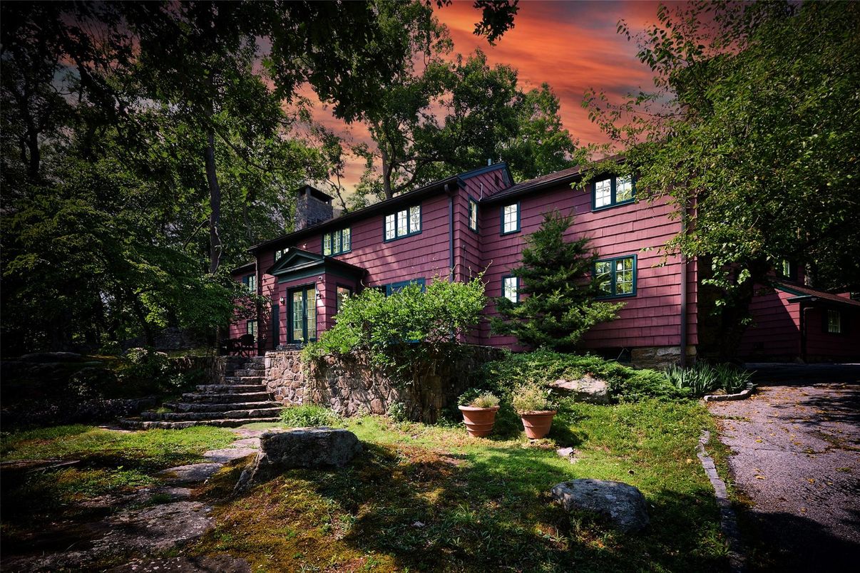 Backyard, Exterior, Facade, Log Home