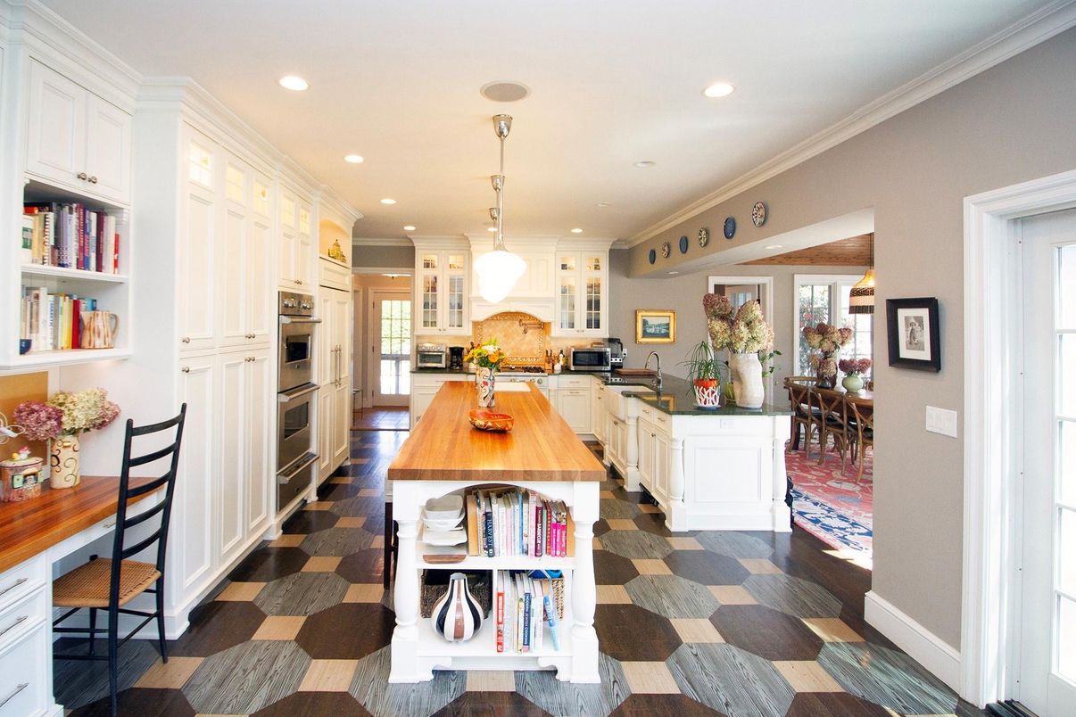 Dining room, Interior, Kitchen, Pendant Lights, Recessed Lighting, Stainless Steel Appliances