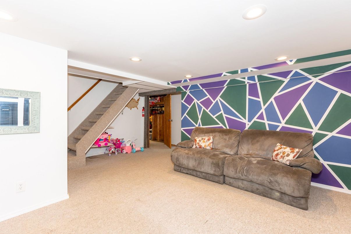 Interior, Living room, Recessed Lighting