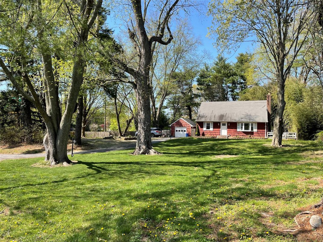 Backyard, Detached Garage, Exterior