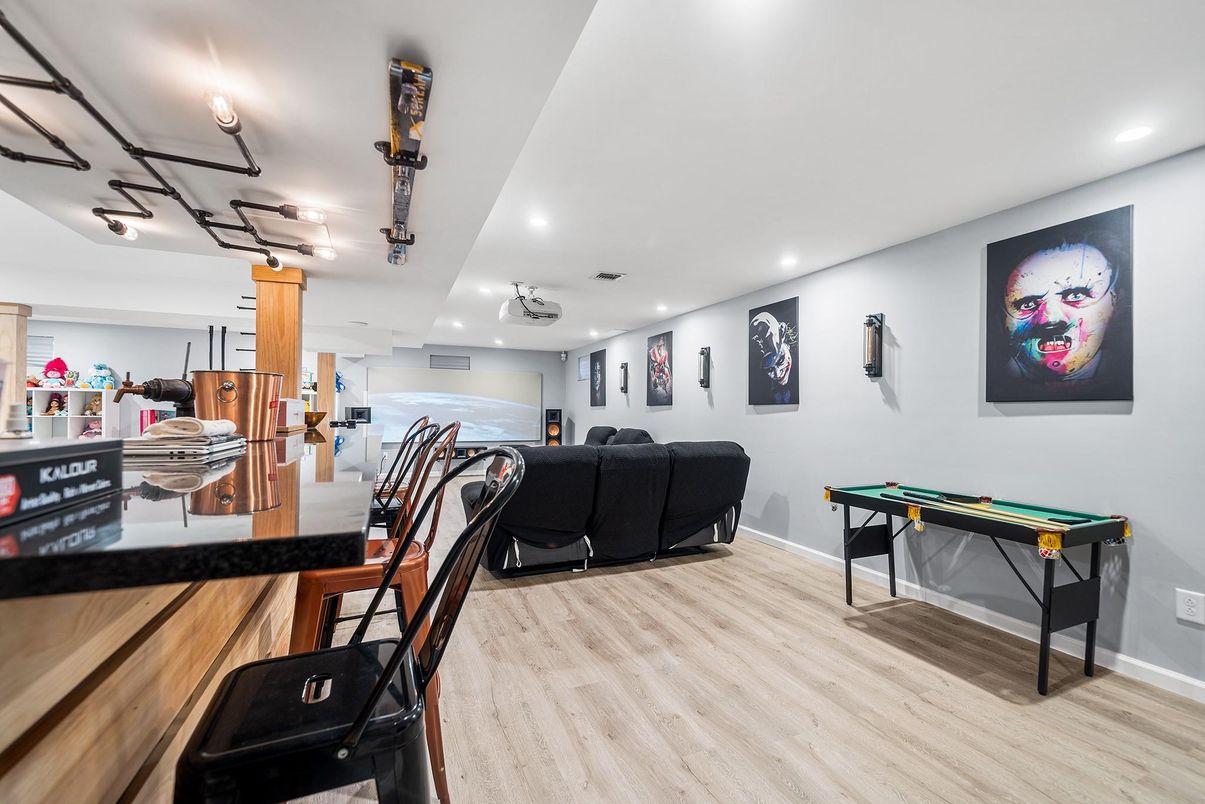 Billiard Table, Game Room, Interior, Recessed Lighting, Wood Texture Flooring