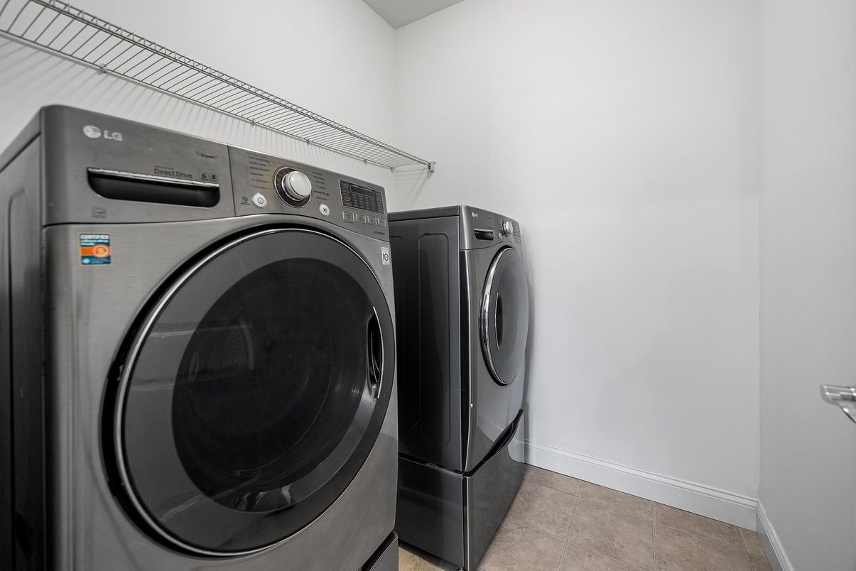 Interior, Washer
