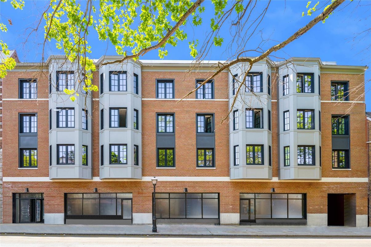 Exterior, Facade, Brick Facade, Rowhouse