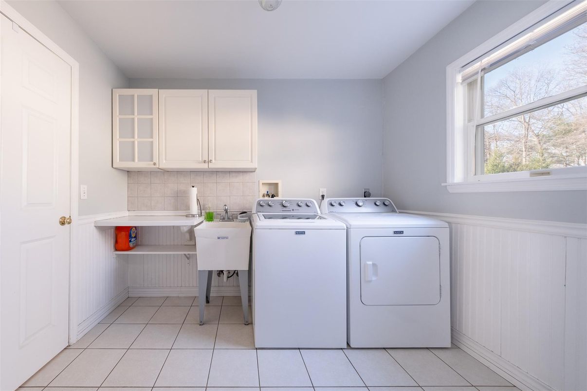 Interior, Washer