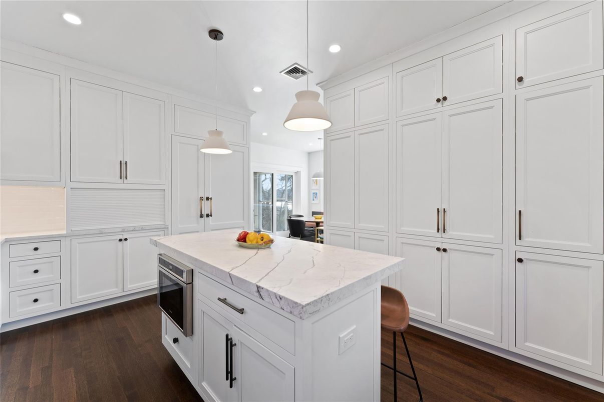 Interior, Kitchen, Pendant Lights, Recessed Lighting, Wood Texture Flooring