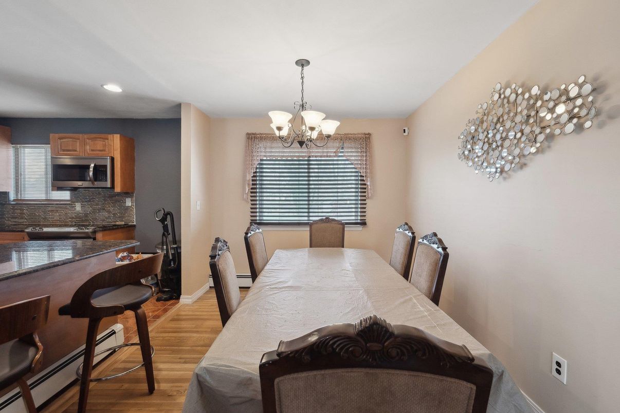 Chandelier, Dining room, Interior, Kitchen, Recessed Lighting, Wood Texture Flooring