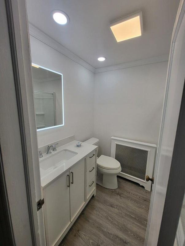 Bathroom, Interior, Recessed Lighting, Wood Texture Flooring