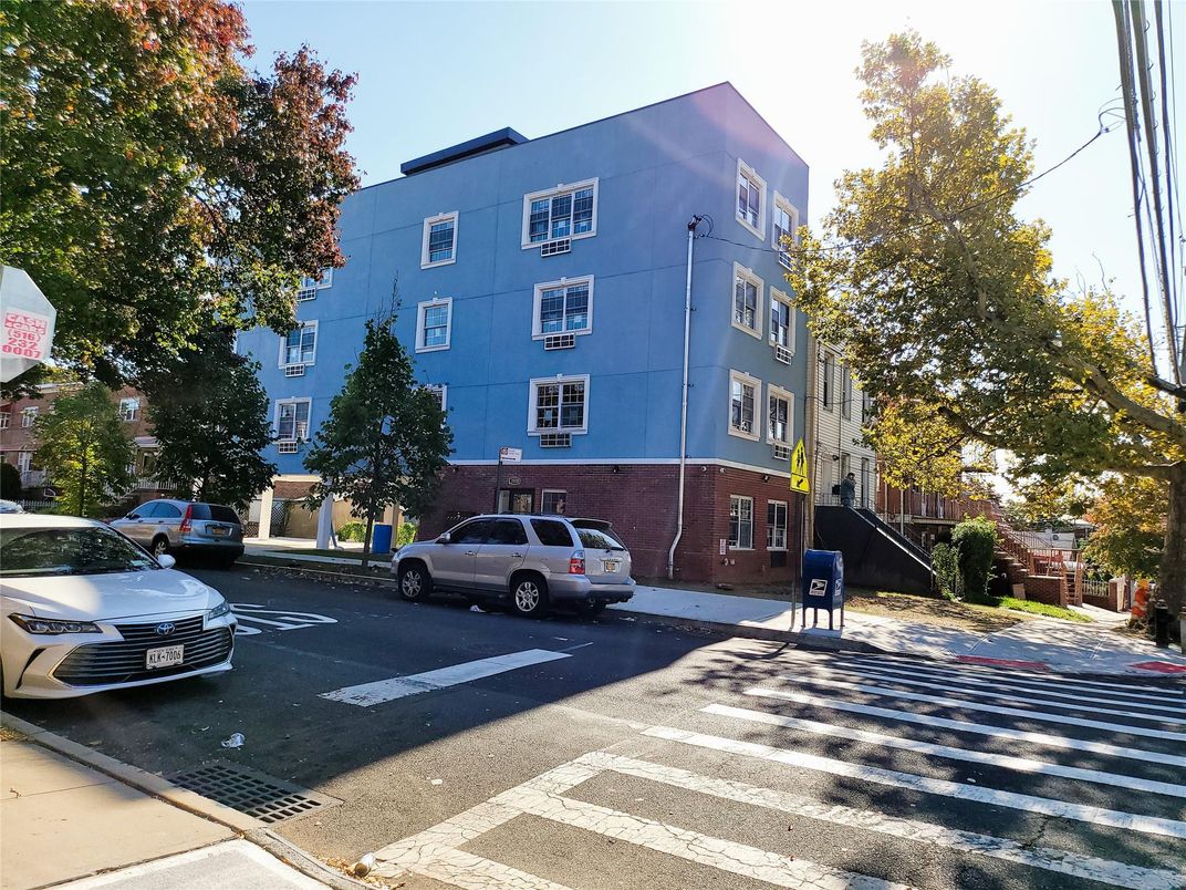 Exterior, Facade, Condo Building