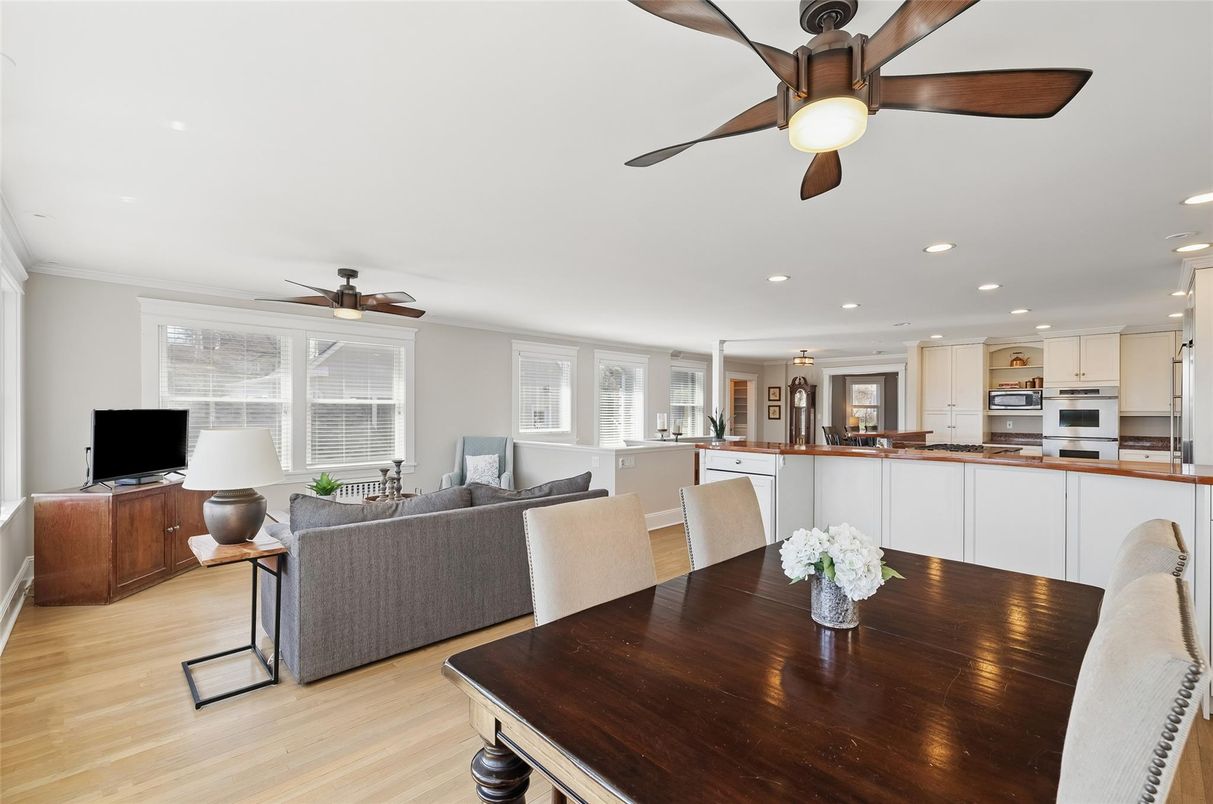 Dining room, Interior, Kitchen, Living room, Recessed Lighting, Stainless Steel Appliances, Wood Texture Flooring