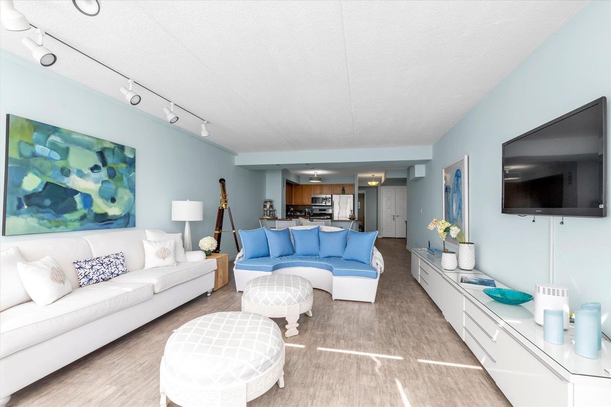 Interior, Kitchen, Living room, Stainless Steel Appliances, Wood Texture Flooring