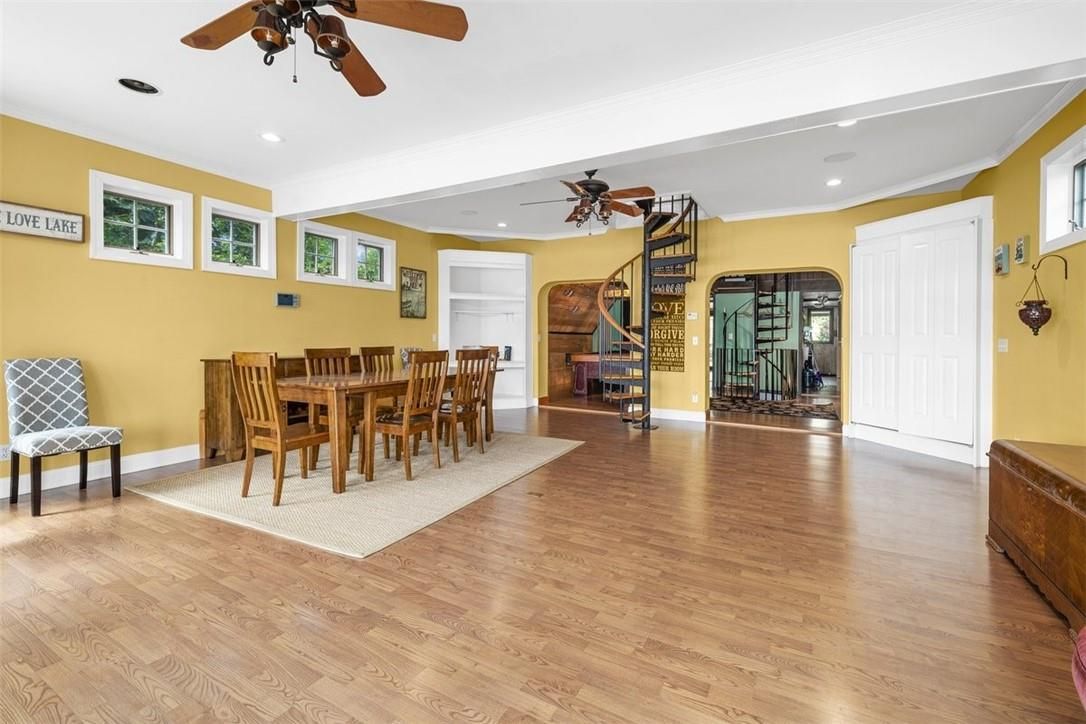 Dining room, Interior, Recessed Lighting, Wood Texture Flooring