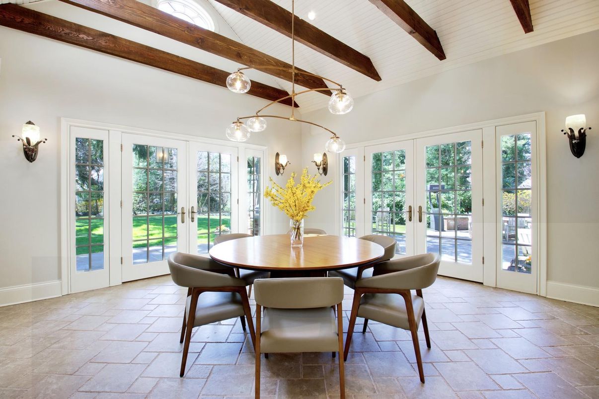 Dining room, Interior, Pendant Lights, Wooden Beams
