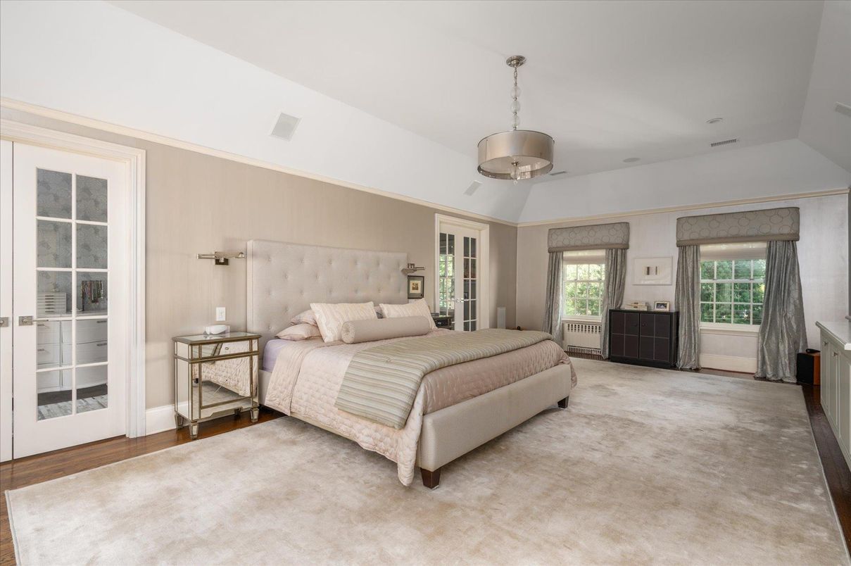 Bedroom, Interior, Pendant Lights