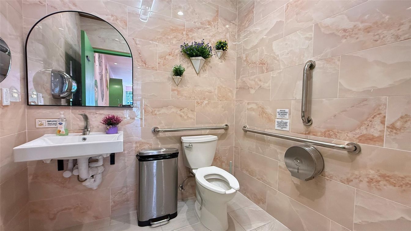 Bathroom, Interior
