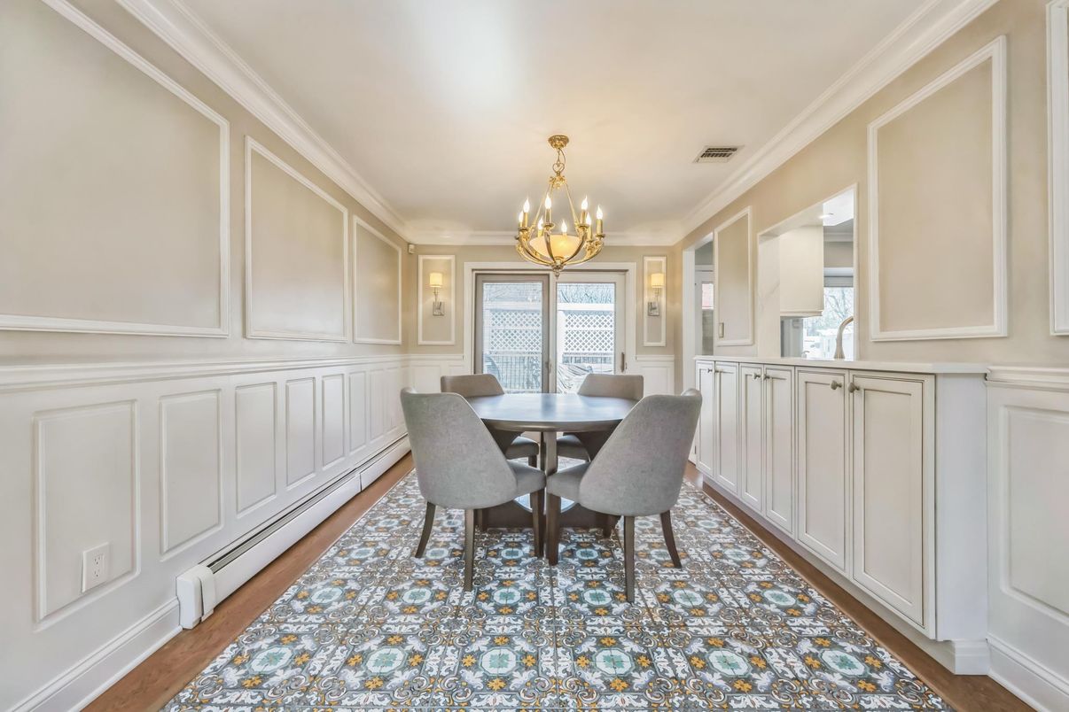 Chandelier, Dining room, Interior, Wood Texture Flooring