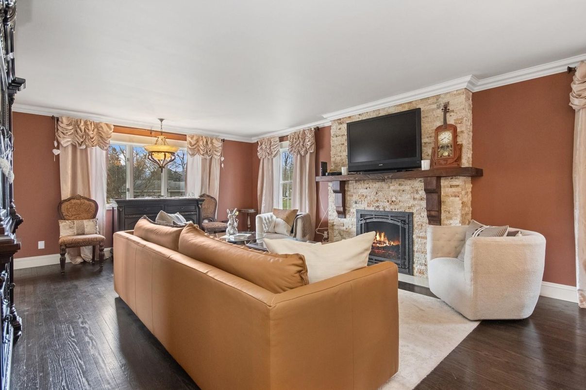 Dining room, Fireplace, Interior, Living room, Pendant Lights, Wood Texture Flooring