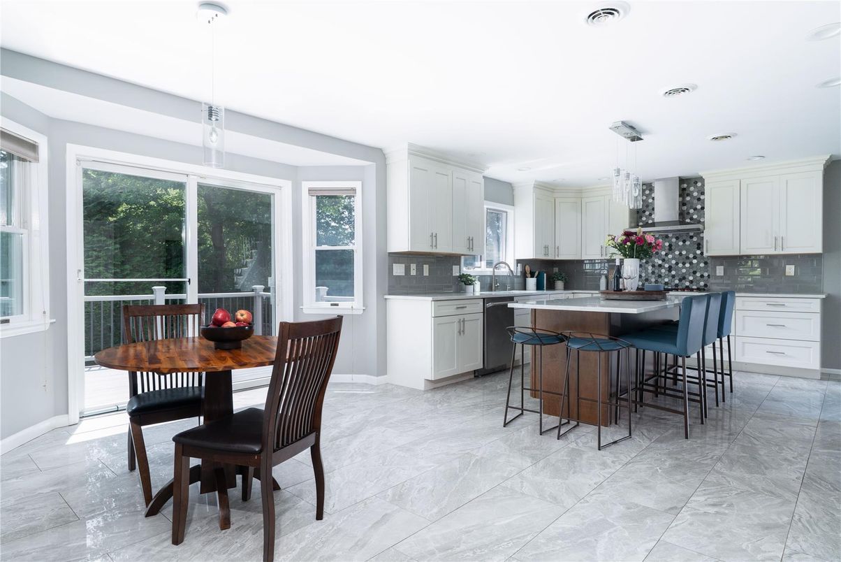 Dining room, Interior, Kitchen, Marble, Pendant Lights, Recessed Lighting