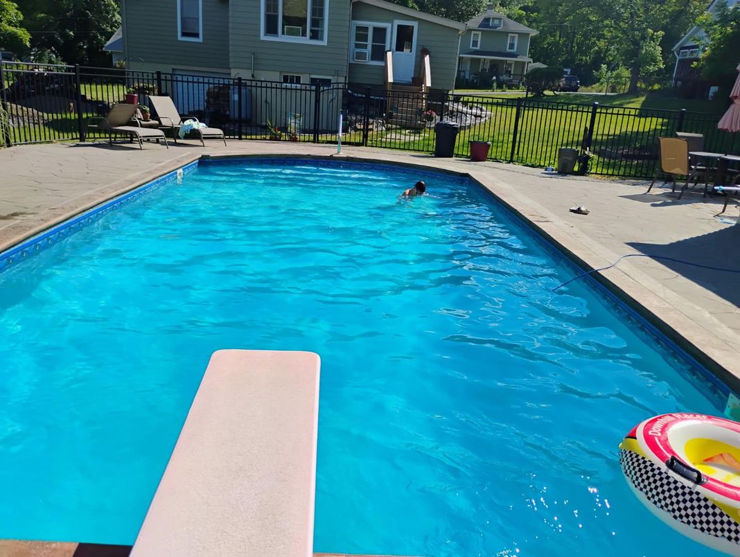 Exterior, Pool