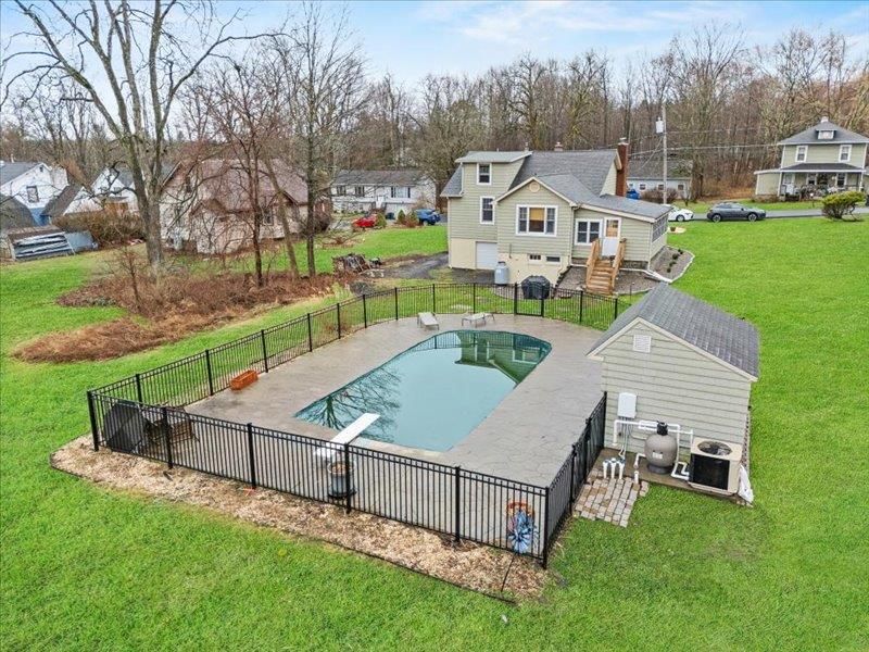 Backyard, Exterior, Pool