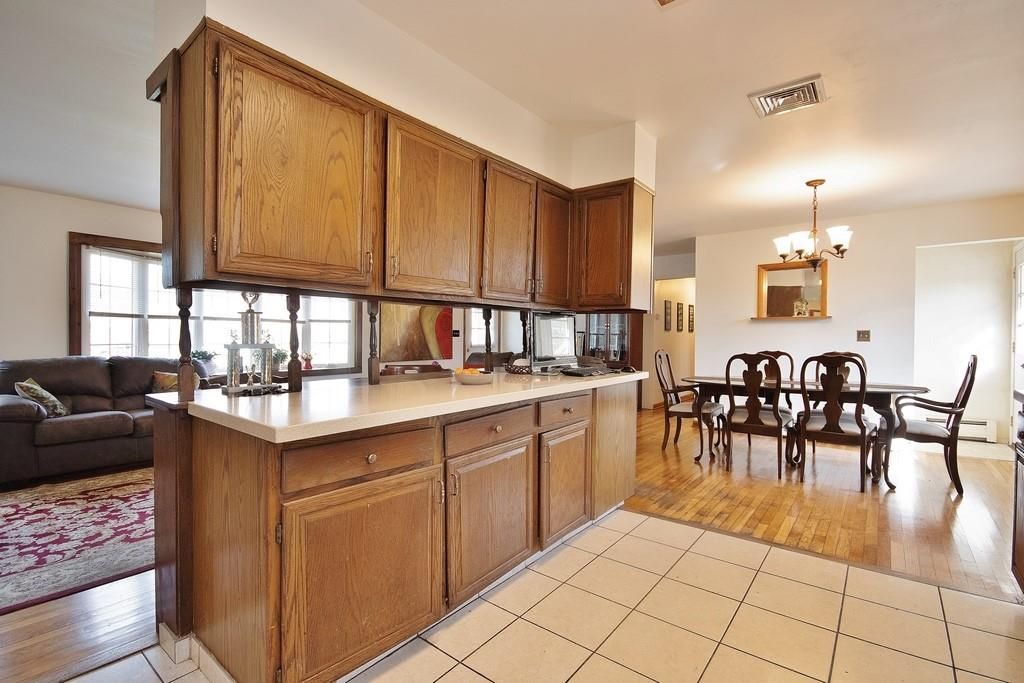 Chandelier, Dining room, Interior, Kitchen, Wood Texture Flooring