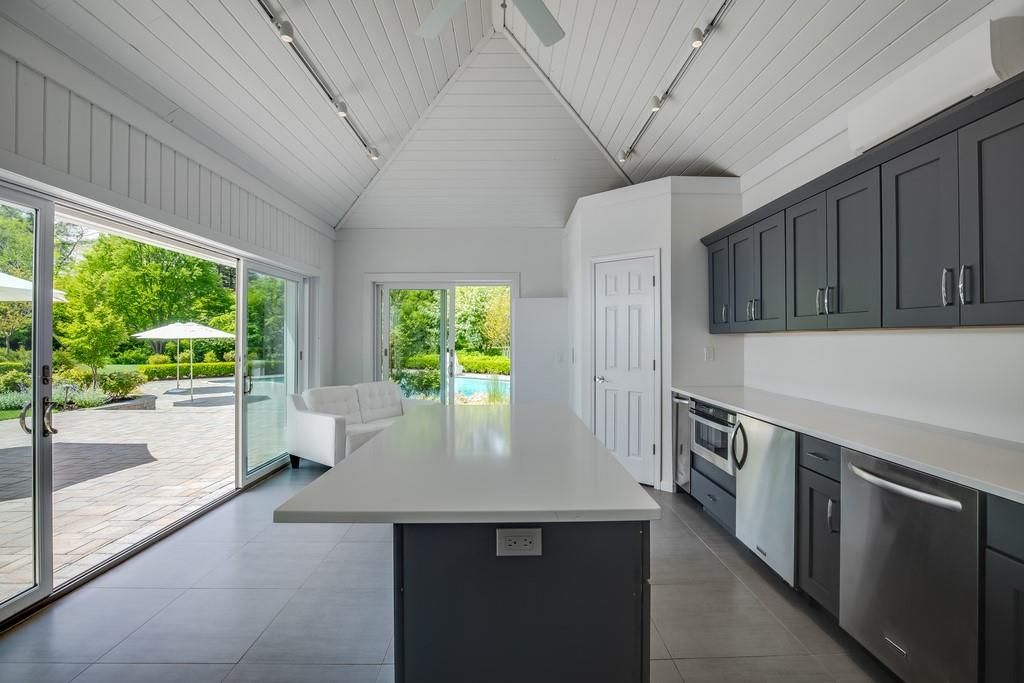 Interior, Kitchen, Stainless Steel Appliances