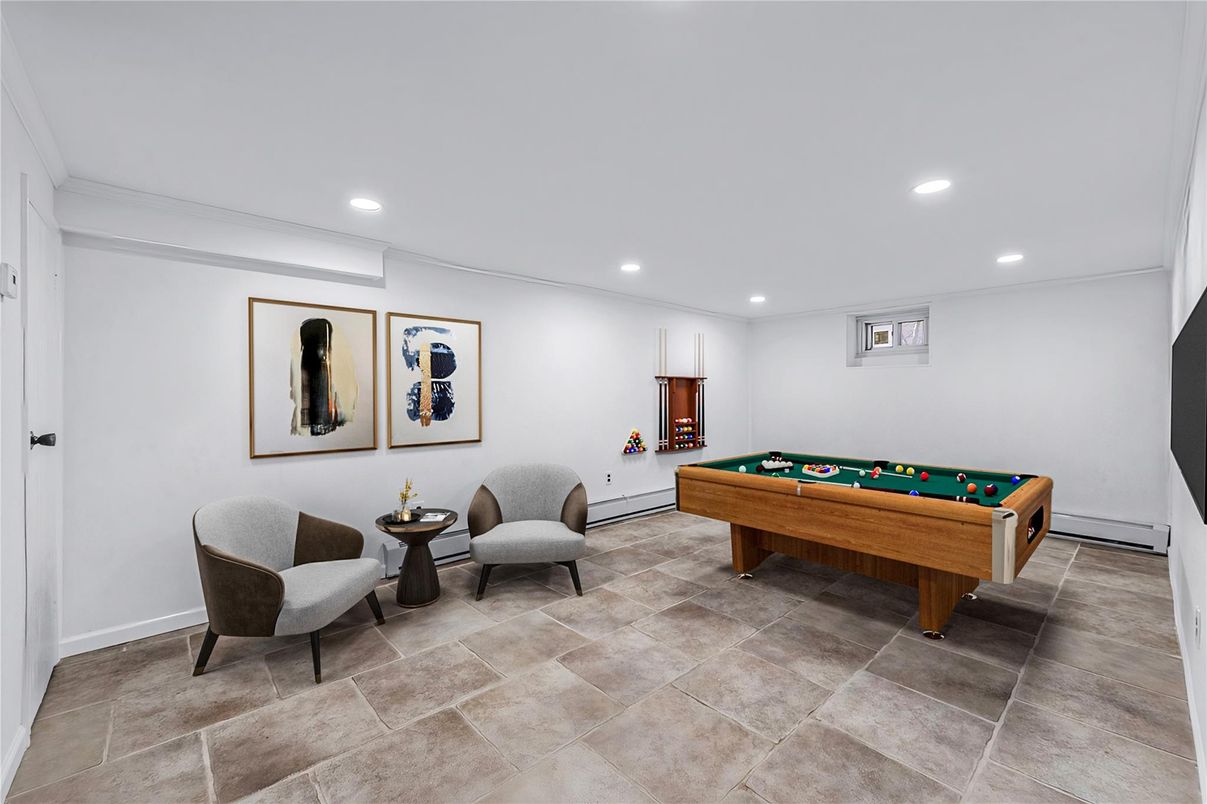 Billiard Table, Game Room, Interior, Recessed Lighting