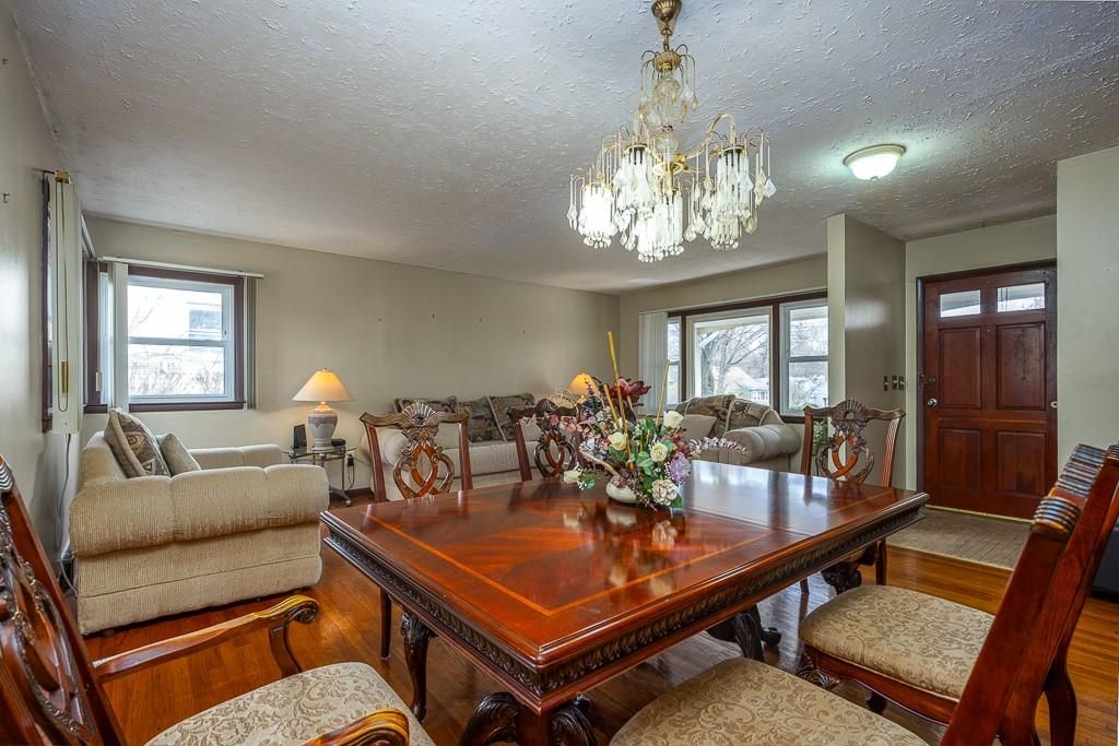 Chandelier, Dining room, Interior, Living room, Wood Texture Flooring