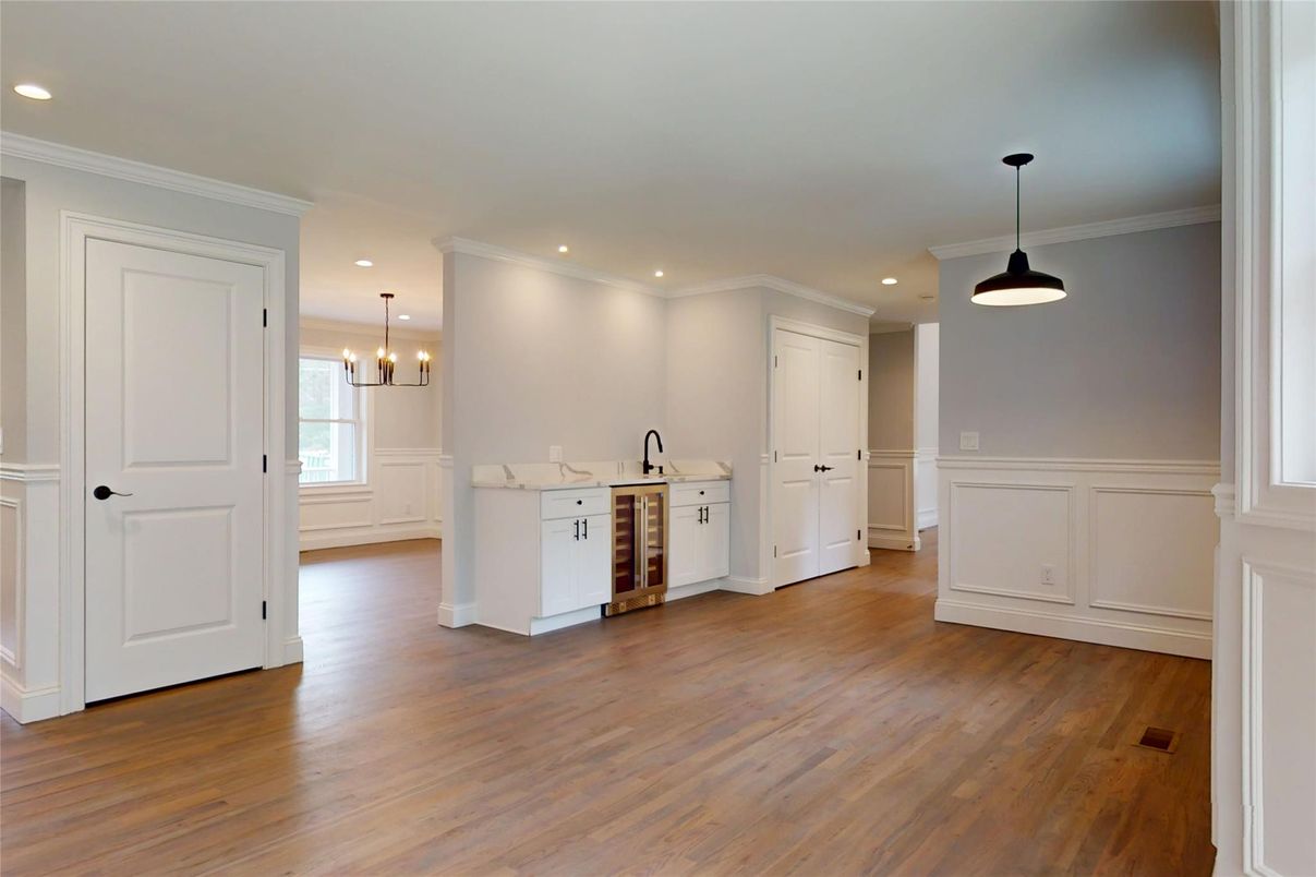 Empty room, Interior, Pendant Lights, Recessed Lighting, Wood Texture Flooring