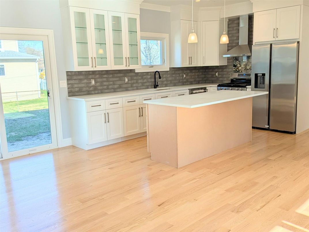 Interior, Kitchen, Pendant Lights, Stainless Steel Appliances, Wood Texture Flooring