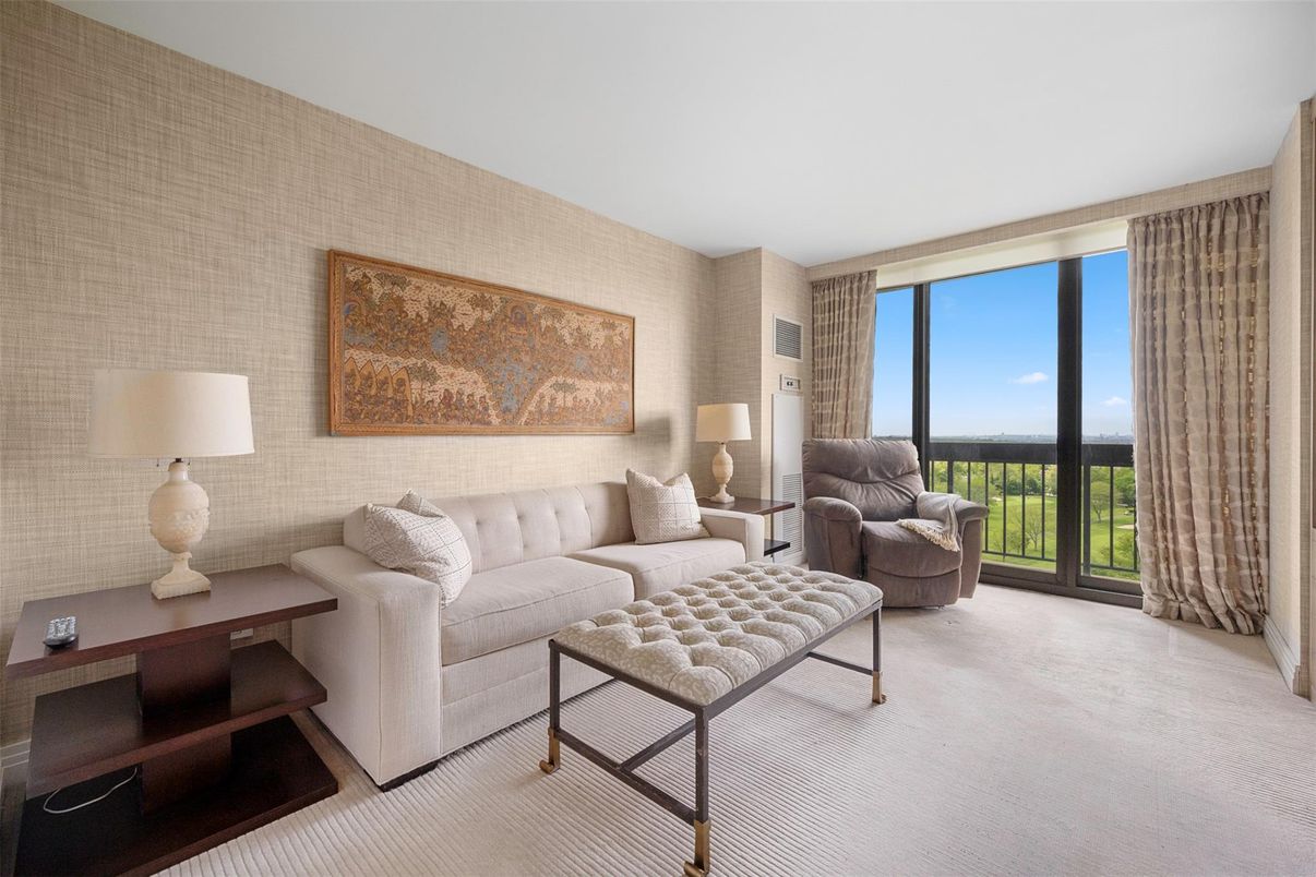 Interior, Living room